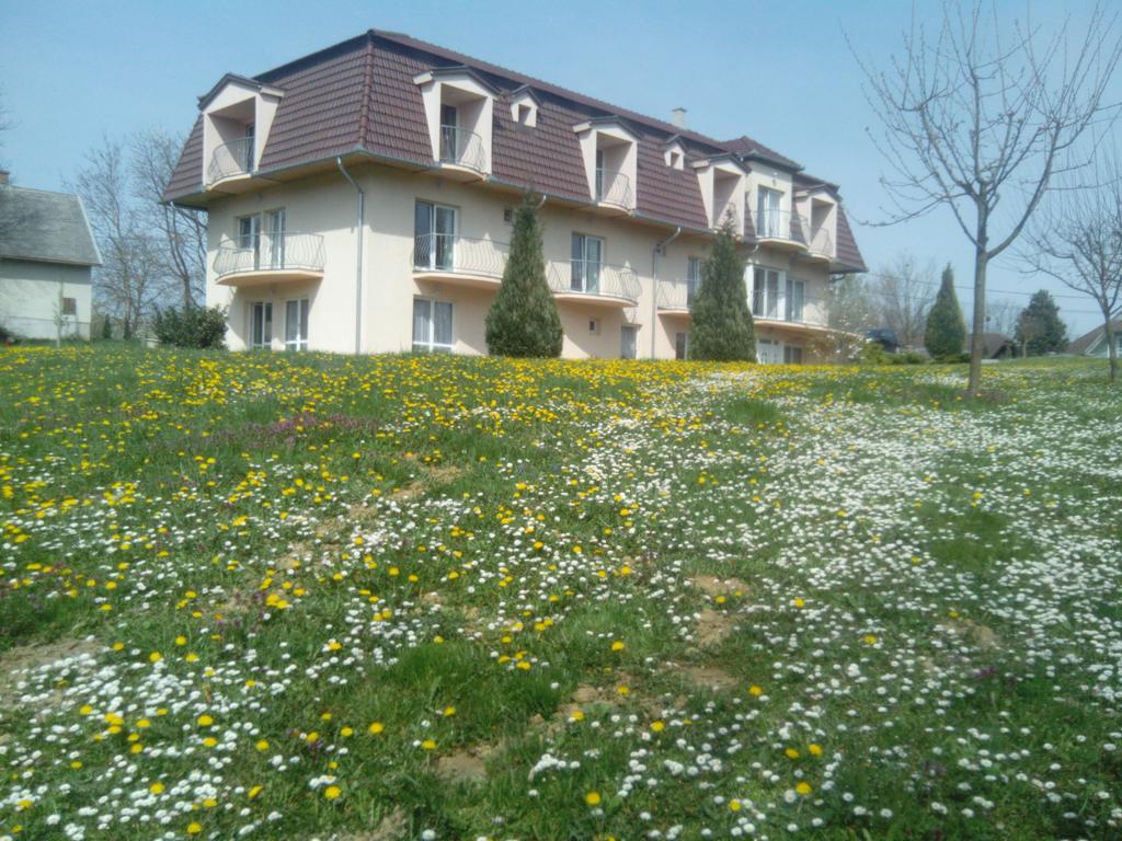 Balla Appartements Zalakaros Εξωτερικό φωτογραφία